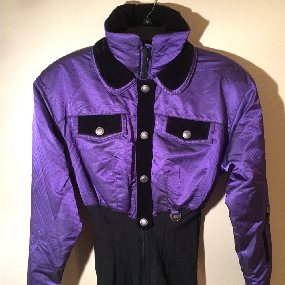 N I L S   S K I W E A R